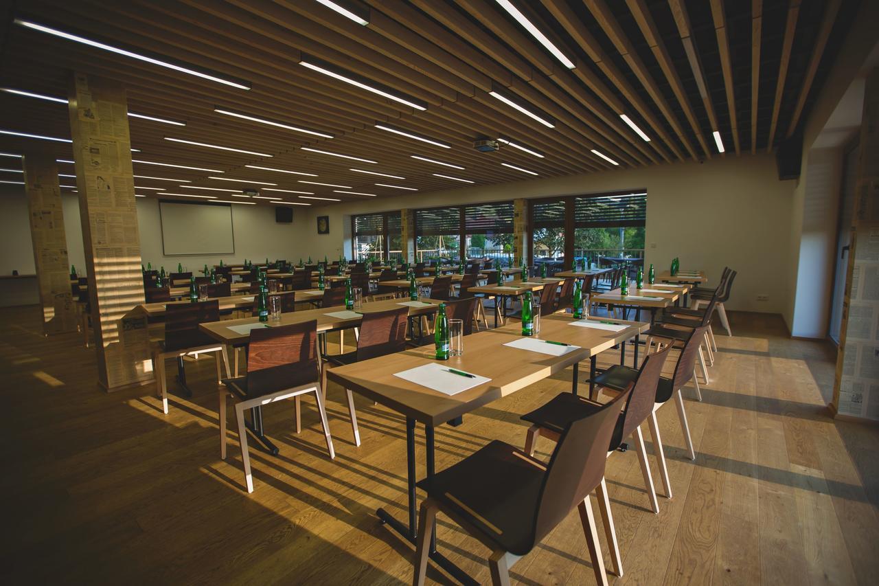 Hotel Statek Ceska Lipa Myslovice à Klatovy Extérieur photo